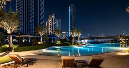 Vogue | Breeze Creek Beach | Waterfront Living