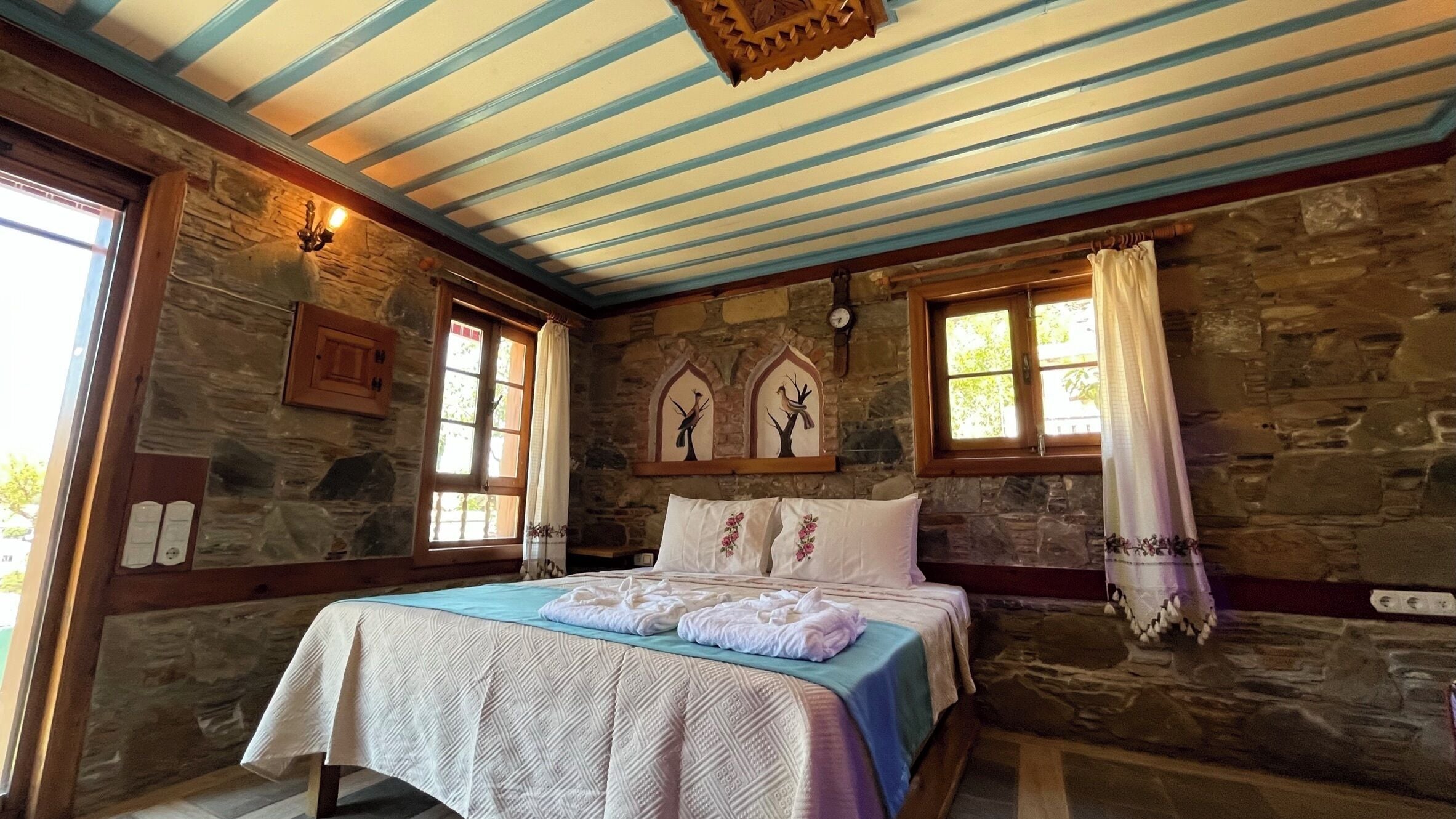 Deluxe Chalet, Multiple Beds, Bay View | Premium bedding, individually decorated, laptop workspace, free WiFi