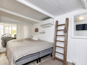 Ferienhaus | 2 Schlafzimmer, individuell eingerichtet