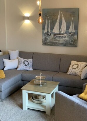 Living area - Holiday Apartment Harbor Flair (Karlshagen)