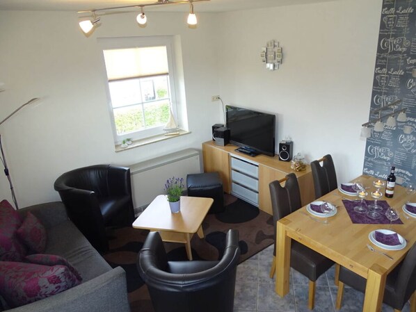 Dining - Stefanie and Bernd Heumann (Cuxhaven)