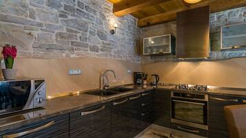Villa | Private kitchen