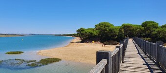 Maravilloso apartamento junto al mar a 5 km Cádiz