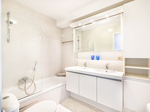 Bathroom - Apartment Near Koksijde Beach With Terrace (Koksijde)