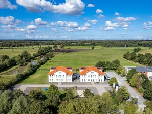 Pool - No. 7 Lake View Modern Retreat (Aurich)