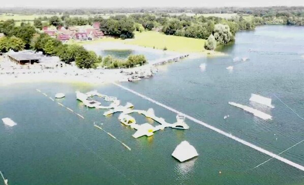 Marina - No. 7 Lake View Modern Retreat (Aurich)