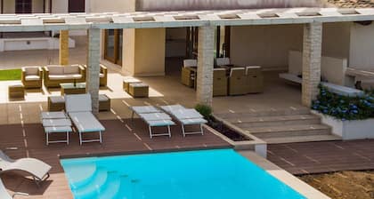 Villa in Sicily With Pool Near Erice & Trapani