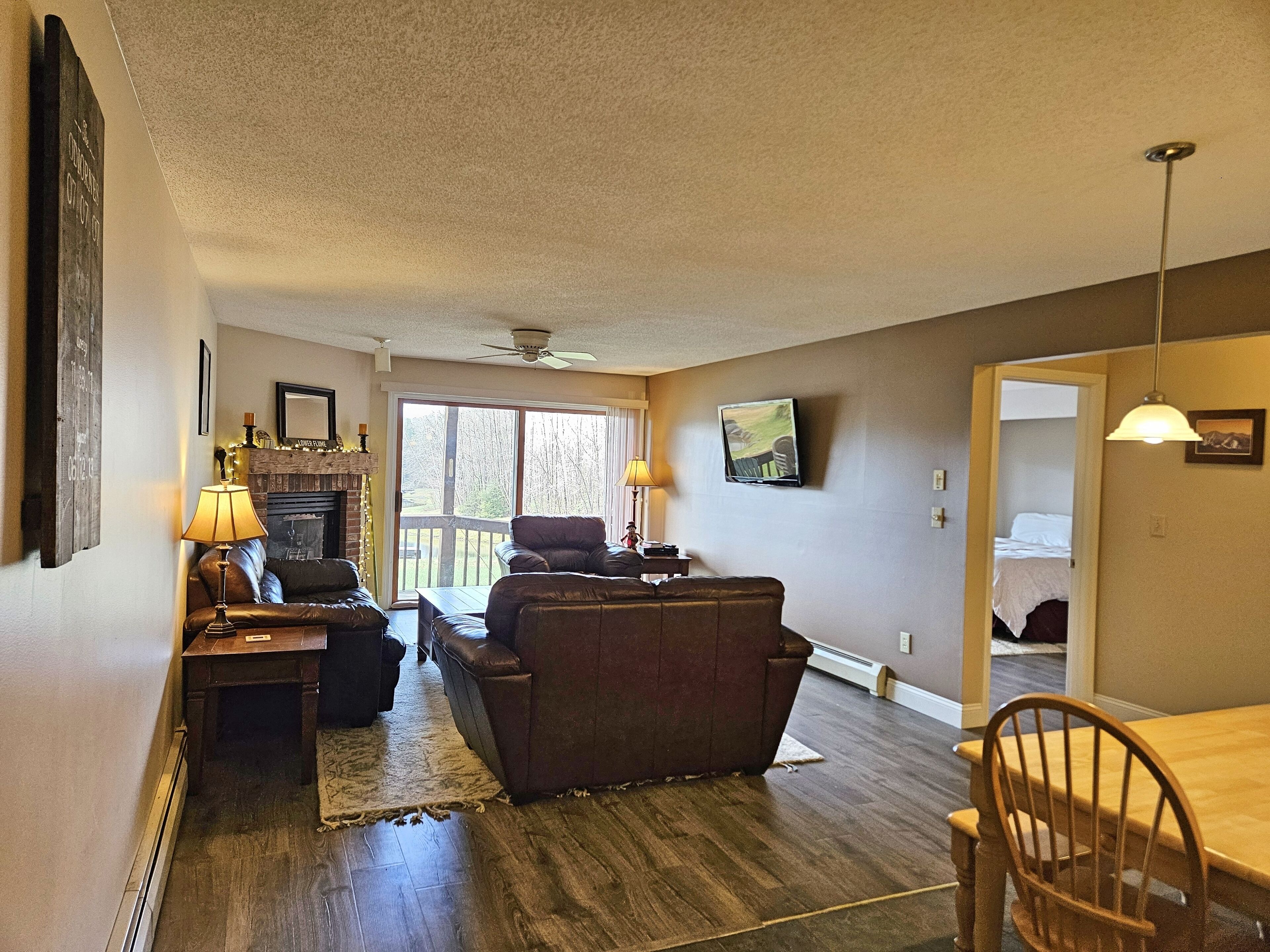 TV, fireplace, DVD player