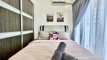 Family Apartment | 3 bedrooms, iron/ironing board, free WiFi