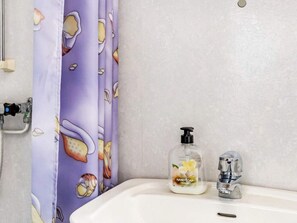 House | Bathroom