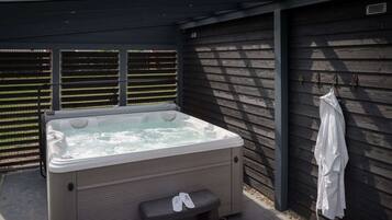 House | Spa treatment