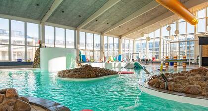 Apartment in Holiday Park Near North Sea