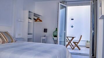 Apartment | 1 bedroom, bed sheets