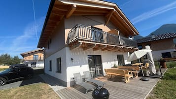 Chalet | Exterior