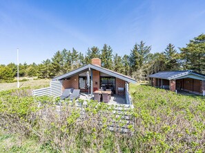 Exterior - 5 Person Holiday Home in Blavand (Blavand)