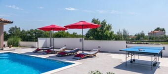 Villa Lena Comfortable Holiday Residence