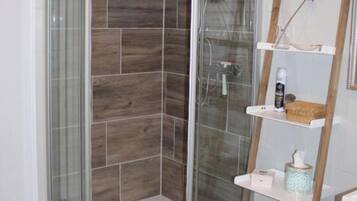 Apartment | Badezimmer | Handtücher
