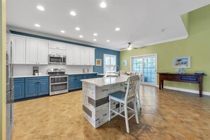 Fridge, microwave, oven, stovetop - Cheeky Chateau: Cozy Retreat with Pool, Steps to Beach! (Holmes Beach)