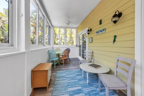 Dining - January Special: Golf cart included when arriving between Jan 5th-31st 2026 (Holmes Beach)