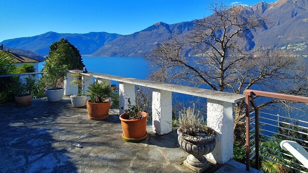 Exterior - Apartment by Lake Maggiore With Mountain Views (Maccagno con Pino e Veddasca)