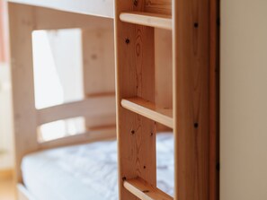 Apartment | 2 bedrooms, individually furnished, iron/ironing board - Apartment With sea View in De Haan (De Haan)