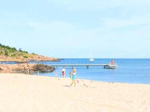 House | Beach - 5 Person Holiday Home in Allinge (Allinge)