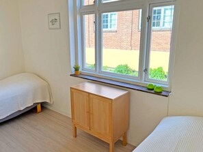 House | 2 bedrooms, individually furnished