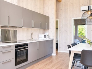 House | Private kitchen - 5 Star Holiday Home in Augustenborg (Augustenborg)
