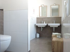 Apartment | Badezimmer