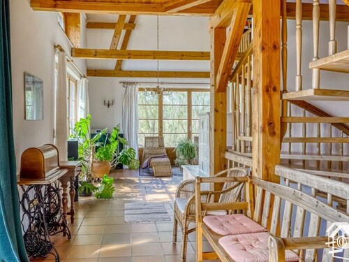 Peter Lassau Modern Retreat