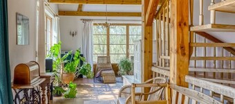 Peter Lassau Modern Retreat