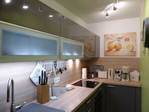 Ferienhaus | Eigene Küche | Ofen, Wasserkocher, Toaster