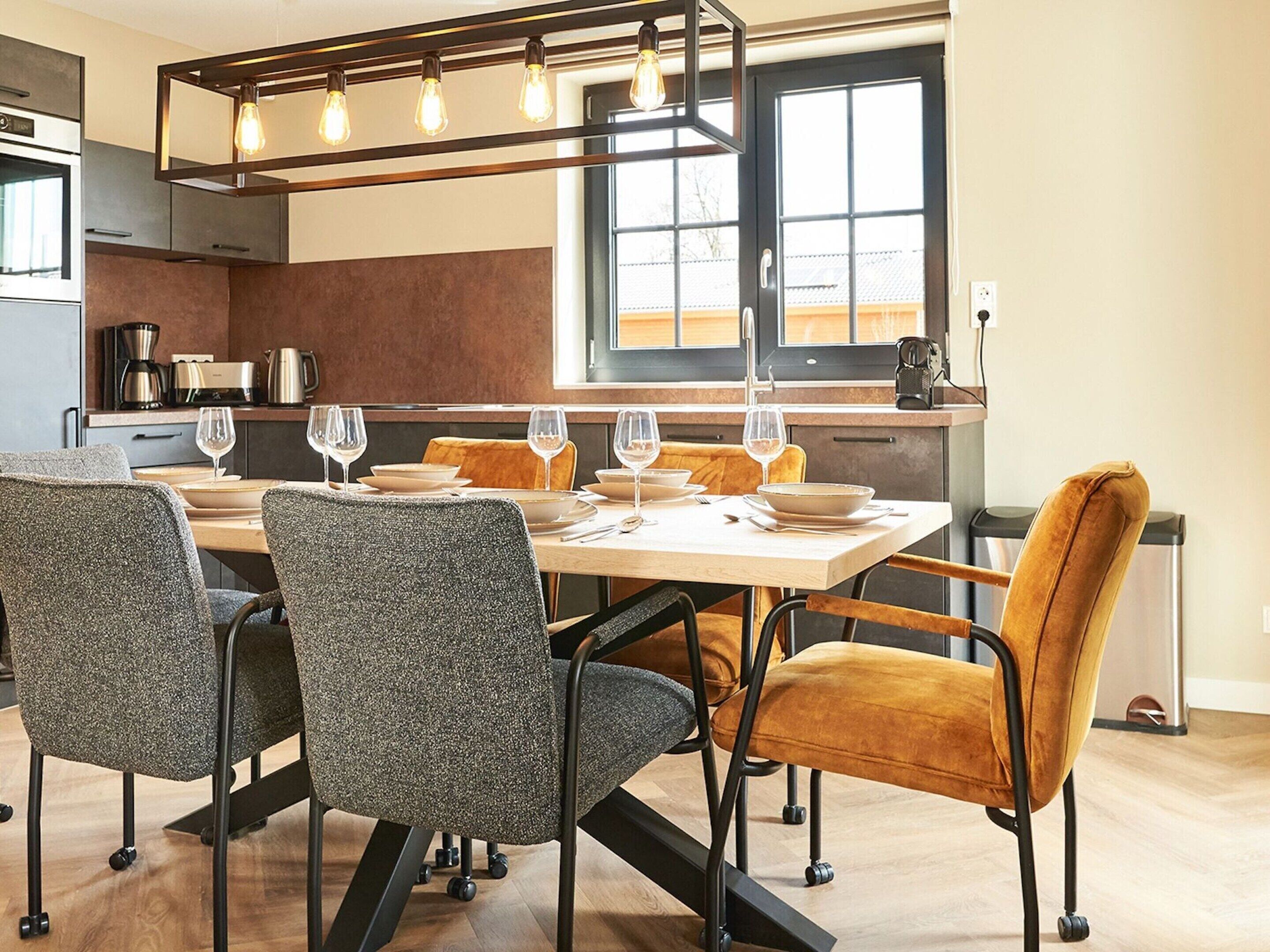 Villa | Dining