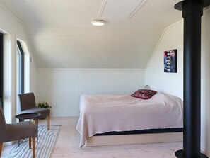 House | 4 bedrooms, individually furnished