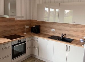 Nhà | Bếp riêng | Lò nướng, ấm điện, lò nướng bánh mì 