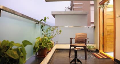 Great Place to stay.. Mountain View 5 minutes to the theme park! Pet-Friendly