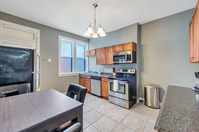 Historic First Floor Unit STL 1W