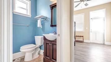 Shower, hair dryer, towels