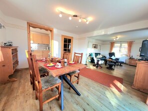 Dining - Haus Steiner Modern Retreat (Oberstdorf)