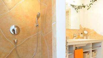 House | Bathroom