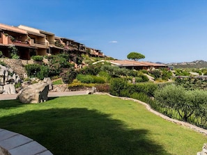 Lägenhet | Trädgård
