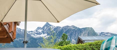 Pemandangan dari hartanah