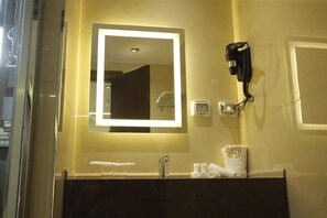 Royal-Suite, Stadtblick | Badezimmer