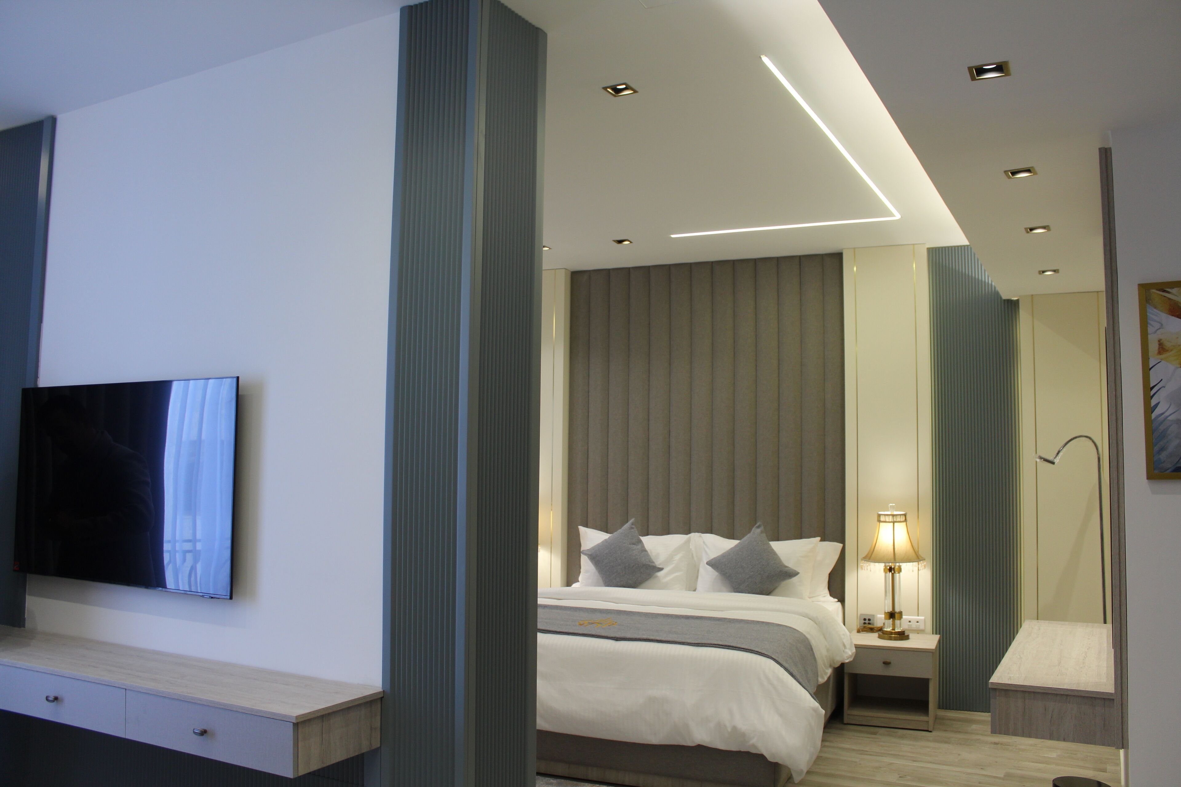Royal Suite, City View | Frette Italian sheets, premium bedding, free minibar items, in-room safe