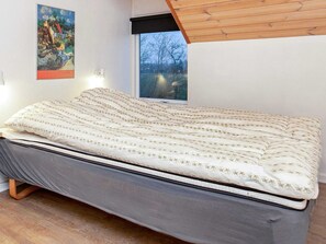 House | 4 bedrooms - 8 Person Holiday Home on a Holiday Park in Blavand (Blavand)