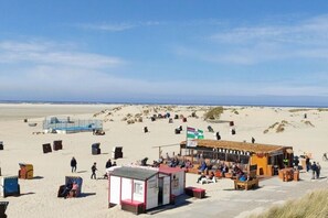 Beach - Appealing Apartment in Borkum (Borkum)