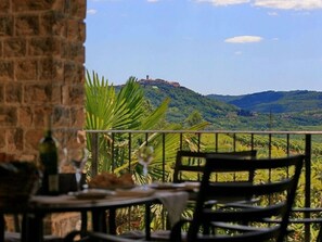 Dining - Aurora Comfortable Holiday Residence (Oprtalj)