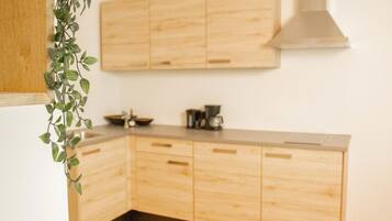 Apartemen | Dapur pribadi | Kursi makan untuk bayi