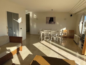 Apartment | Living area - Apartment for 5 People With Terrace (Nieuwpoort)