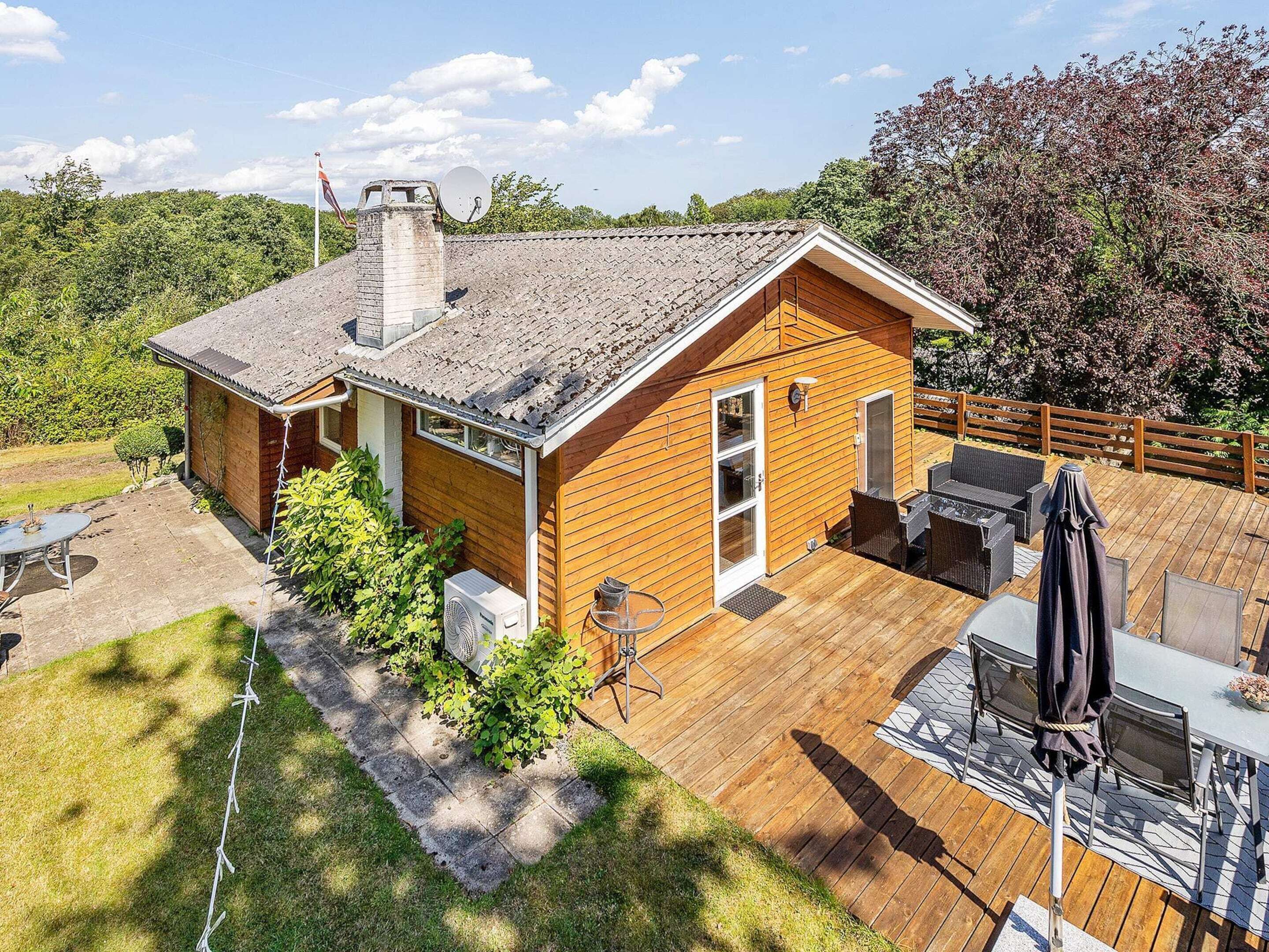 House | Outdoor dining